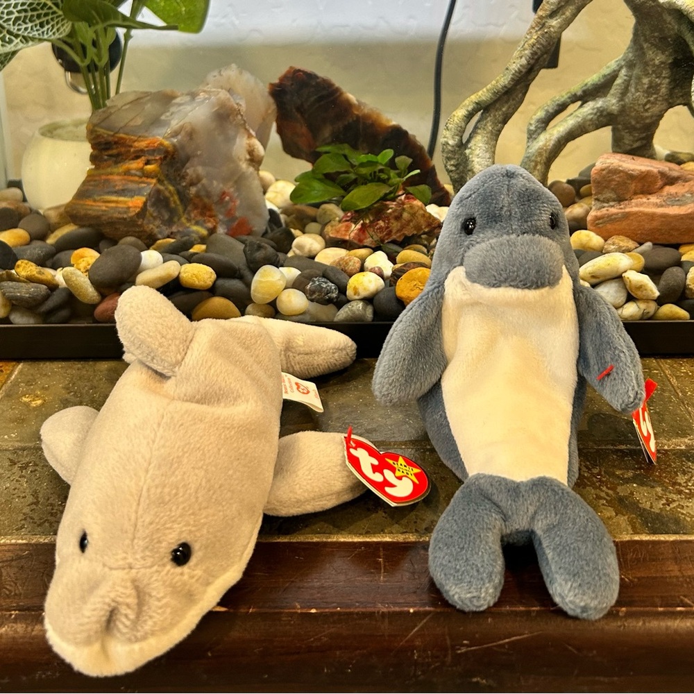 Ty Stuffed Dolphin Duo - Flash and Echo (P.V.C. Pellets)